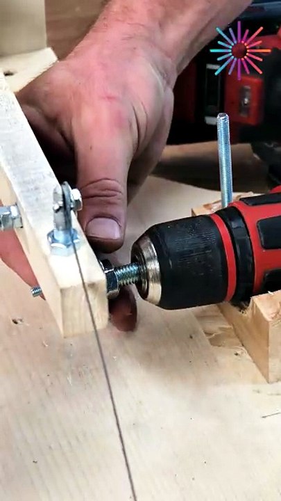 Build your own scroll saw at home! 💯🛠️