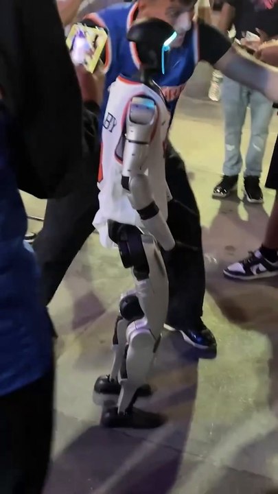 Even the robots were dancing in the street after the Knicks Game 1 win!