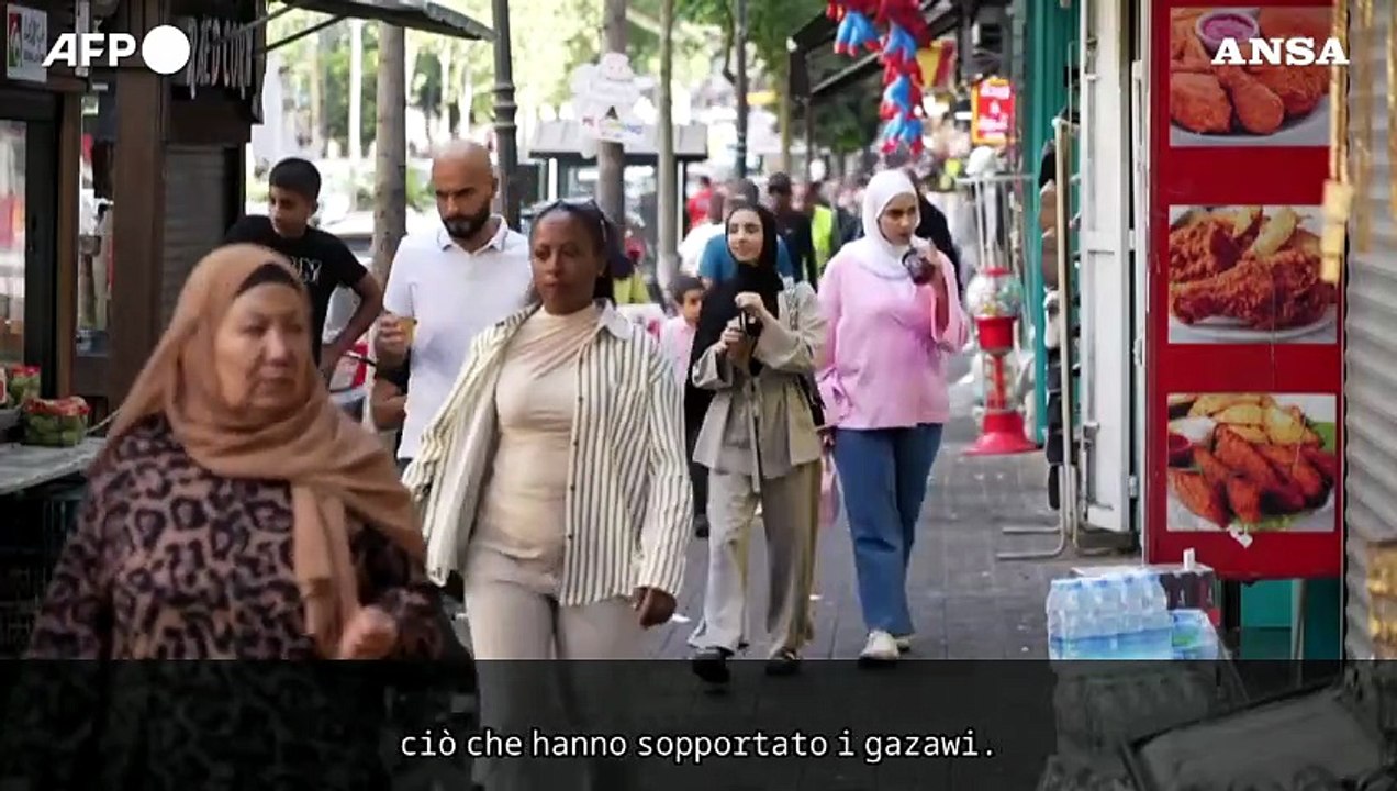 A Ramallah palestinesi appogiano la risposta Hamas all'accordo di pace di Trump