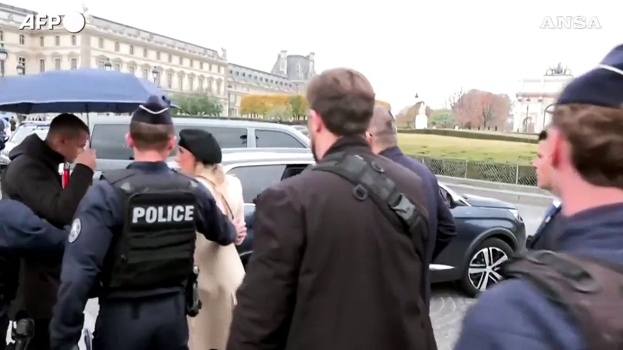 Rapina al Louvre, rubati i gioielli di Napoleone