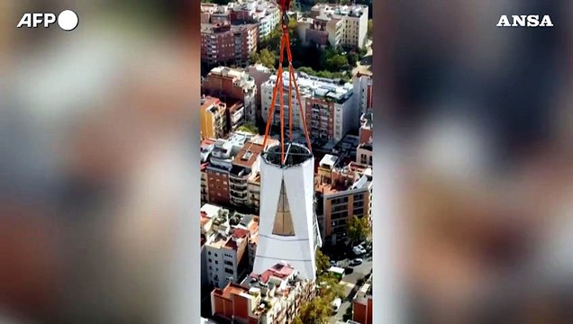 Barcellona, la Sagrada Familia diventa la chiesa piu' alta del mondo