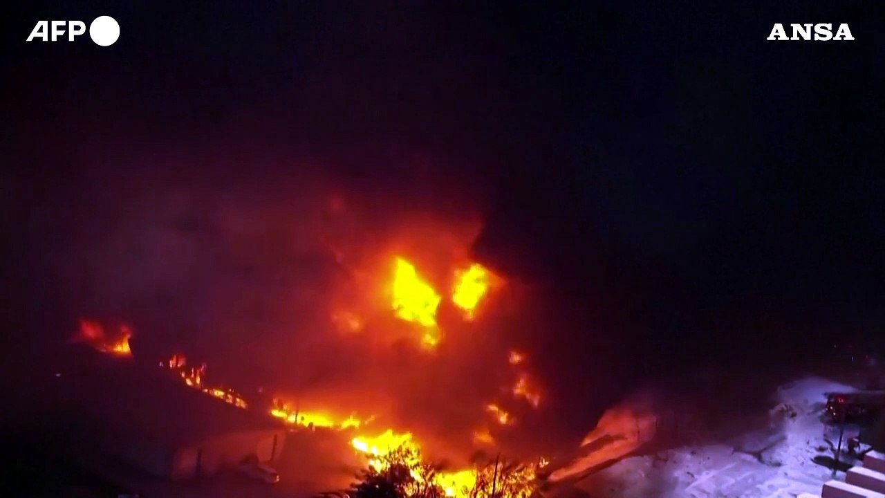 Stati Uniti, aereo cargo si schianta dopo il decollo: almeno 7 morti