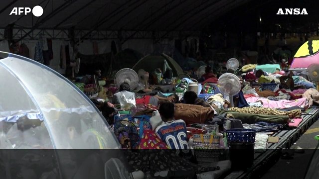 Scontri al confine con la Cambogia, evacuati piu' di 500 mila thailandesi