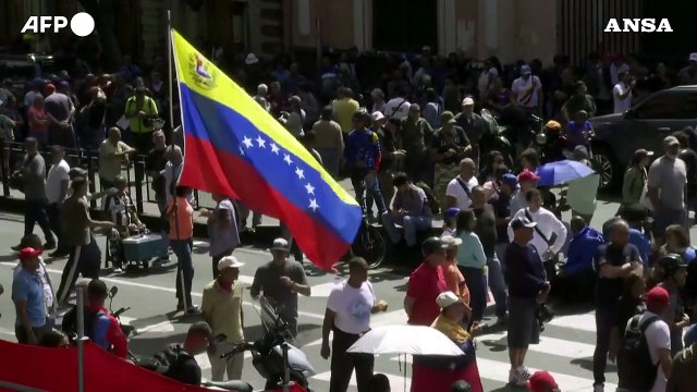 Venezuela, manifestazioni a Caracas e Washington contro l'azione americana