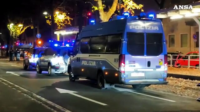 Dopo l'assalto a La Stampa, perquisito il centro sociale Askatasuna a Torino