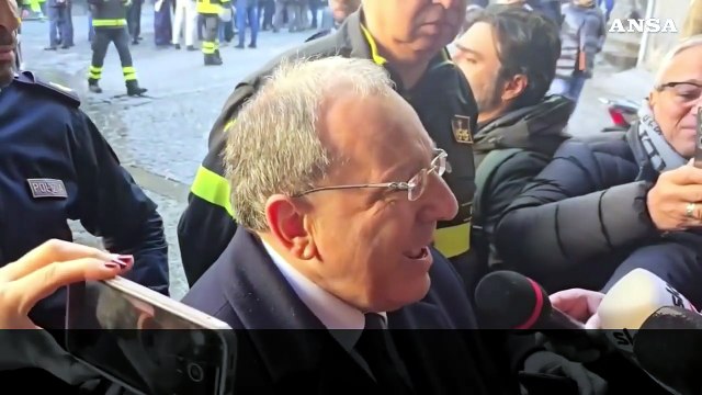 Incendio del Sannazaro, il prefetto di Napoli: Il teatro distrutto in pochi attimi
