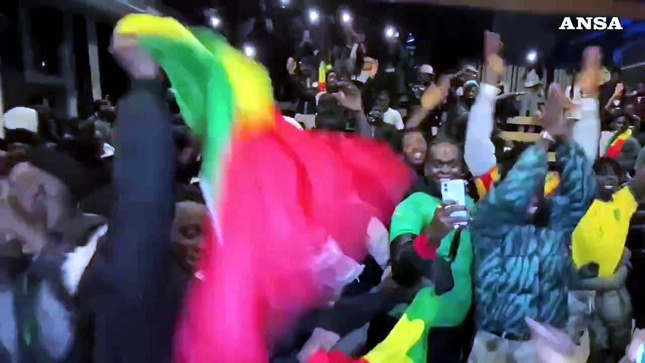 Coppa d'Africa, centinaia in strada a Torino in festa per il Senegal