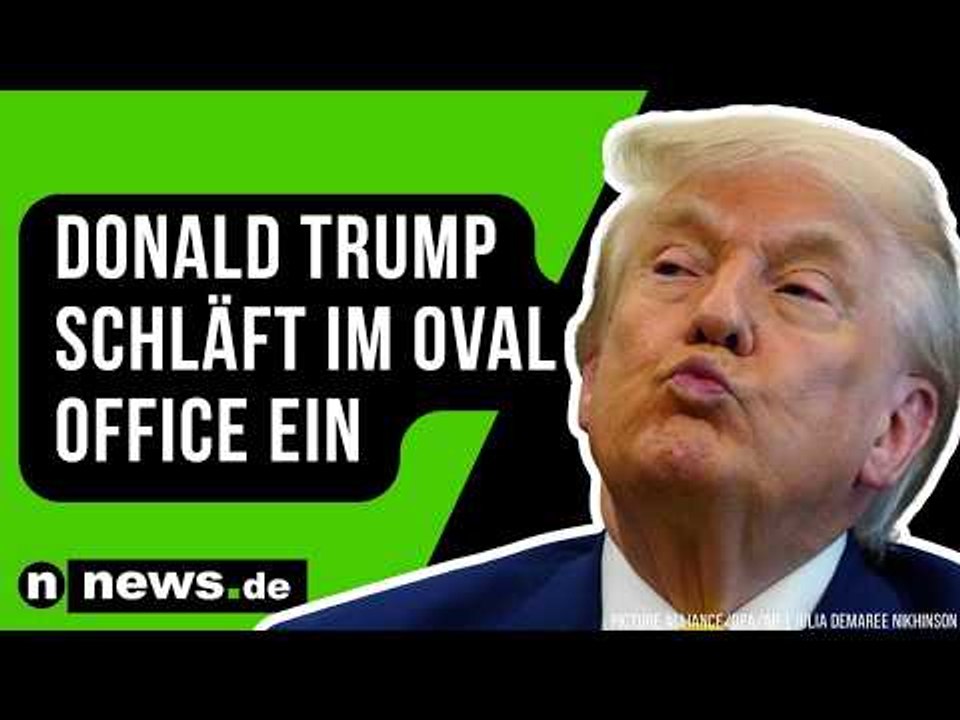 Donald Trump schläft im Oval Office ein: Schlafender Trump lässt Weißes Haus schäumen