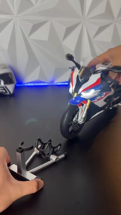 BMW S1000RR 1/6 💨