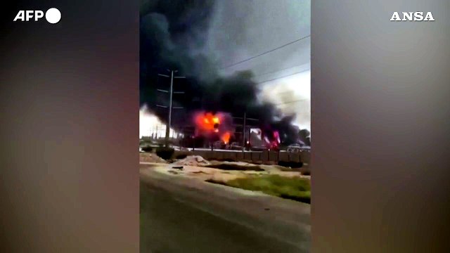 Attaccati impianti iraniani di greggio e gas nel Golfo