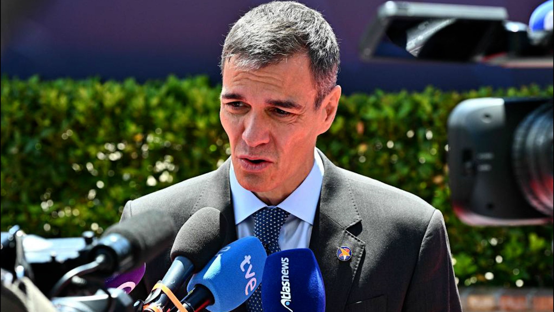 Sánchez dice que no sabía nada de las cloacas que impulsó en el PSOE su lugarteniente Cerdán y mantiene la confianza en la directora de la Guardia Civil