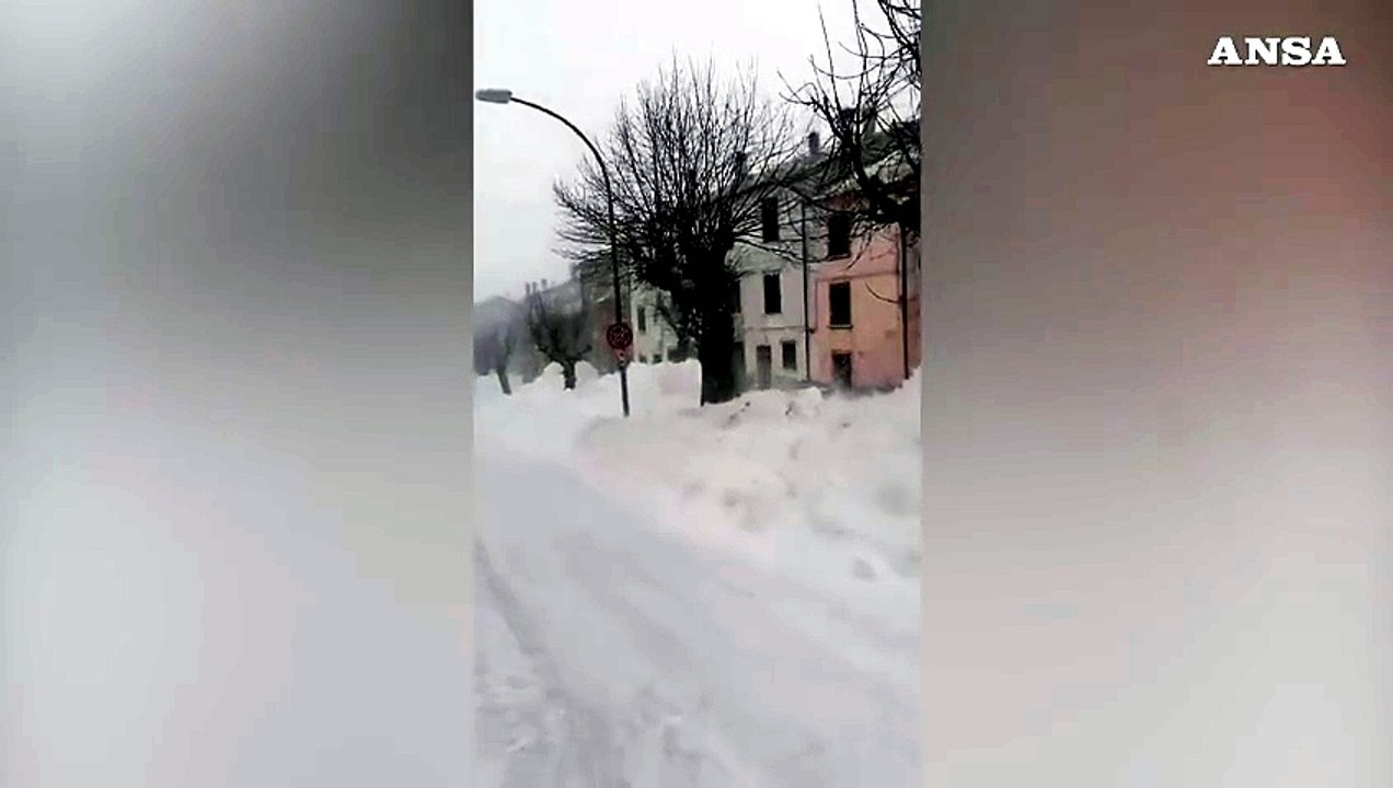 Maltempo in Molise, bufera di neve a Capracotta