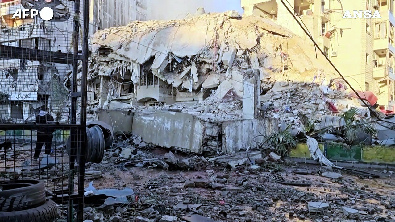 Nuovi raid israeliani in Libano, incendi e colonne di fumo