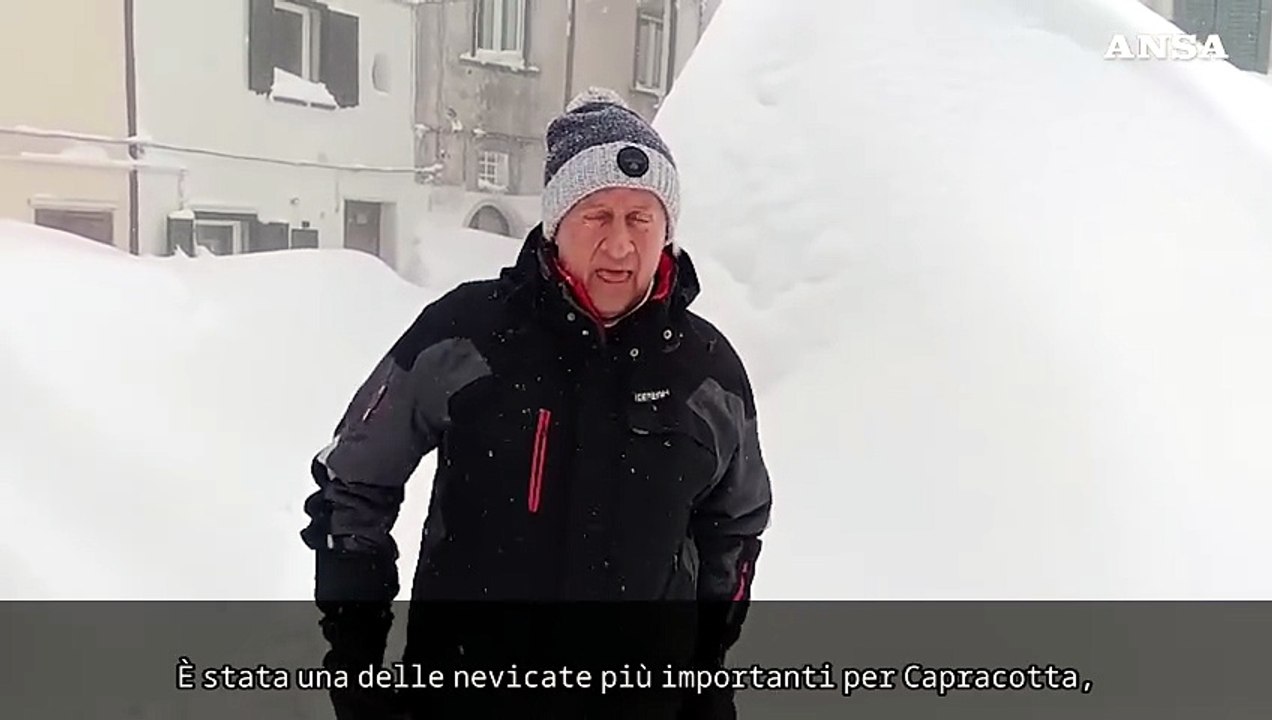 Bufera di neve a Capracotta, sindaco: "Chiesto lo stato di emergenza"