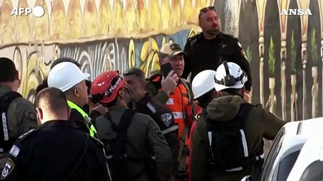 Gerusalemme, la citta' colpita da frammenti di missili