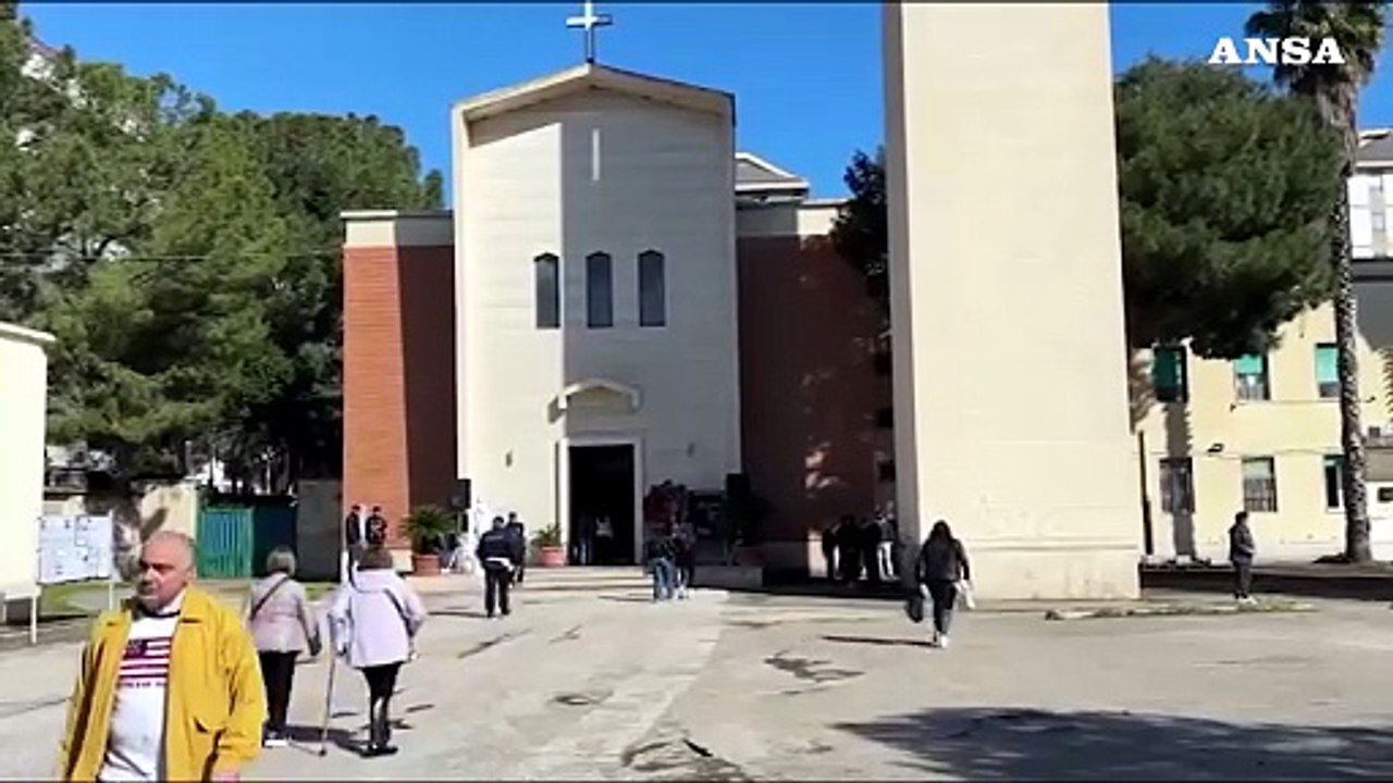 A Foggia i funerali del personal trainer ucciso nella chiesa in cui si sposo'