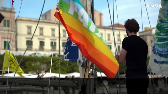 Greenpeace con la Global Sumud Flotilla per rompere l'assedio di Gaza