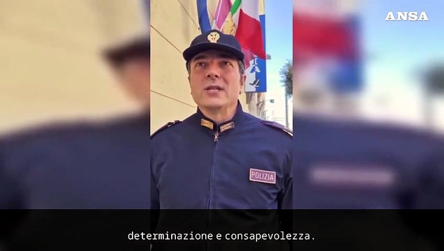 Poliziotti salvano un uomo che tenta il suicidio, gioia incommensurabile
