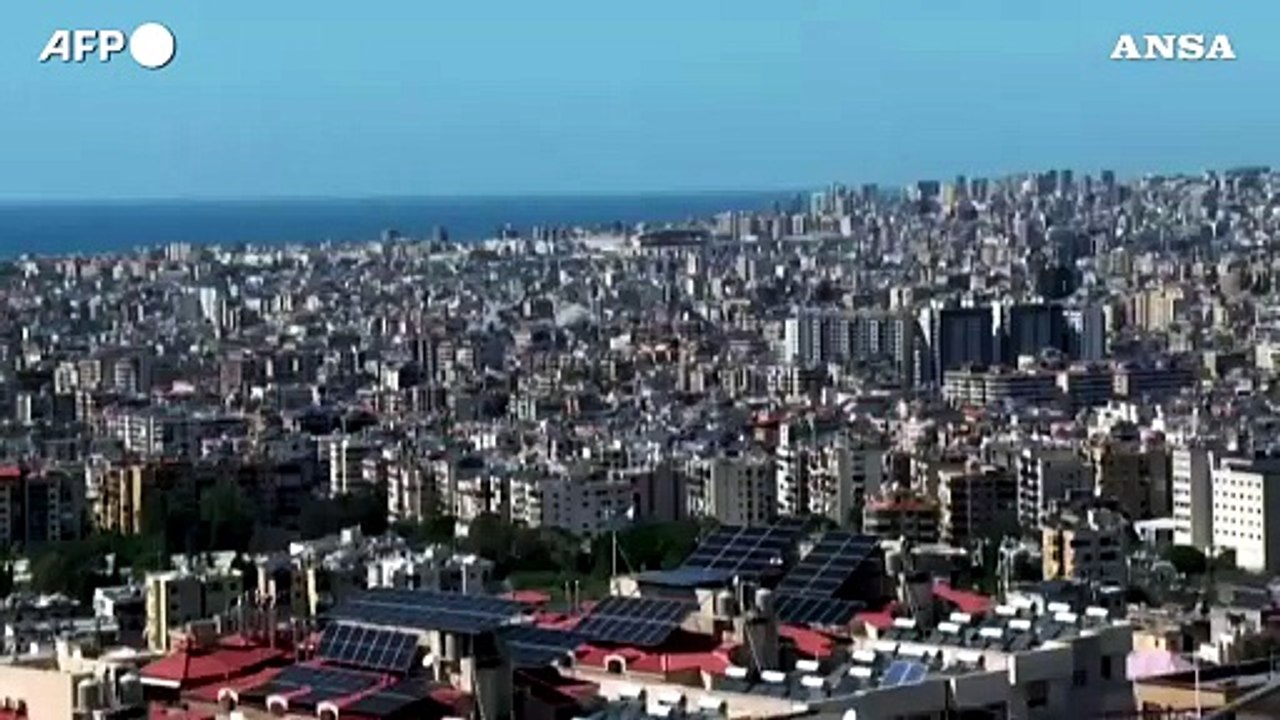 Libano, Beirut bersagliata da Israele anche di...