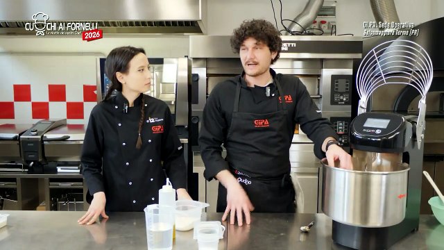 PIZZA AL CARBONE VEGETALE CON GAMBERO ROSSO E STRACCIATELLA - GIPA | PIZZA AL CARBONE VEGETALE CON GAMBERO ROSSO E STRACCIATELLA - GIPA
