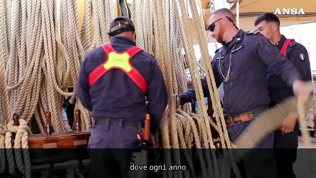 Dopo 10 mesi di lavori di manutenzione, il Vespucci torna in mare