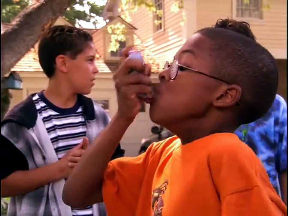 The BERNIE MAC Show - S01 E03 - The Main Event (480p - NF Web-DL)