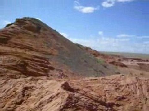 Flaming Cliffs a Bayanzag