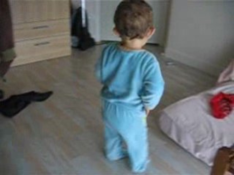 noa danse (juste au debut)