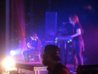 Paramore - When It Rains Live