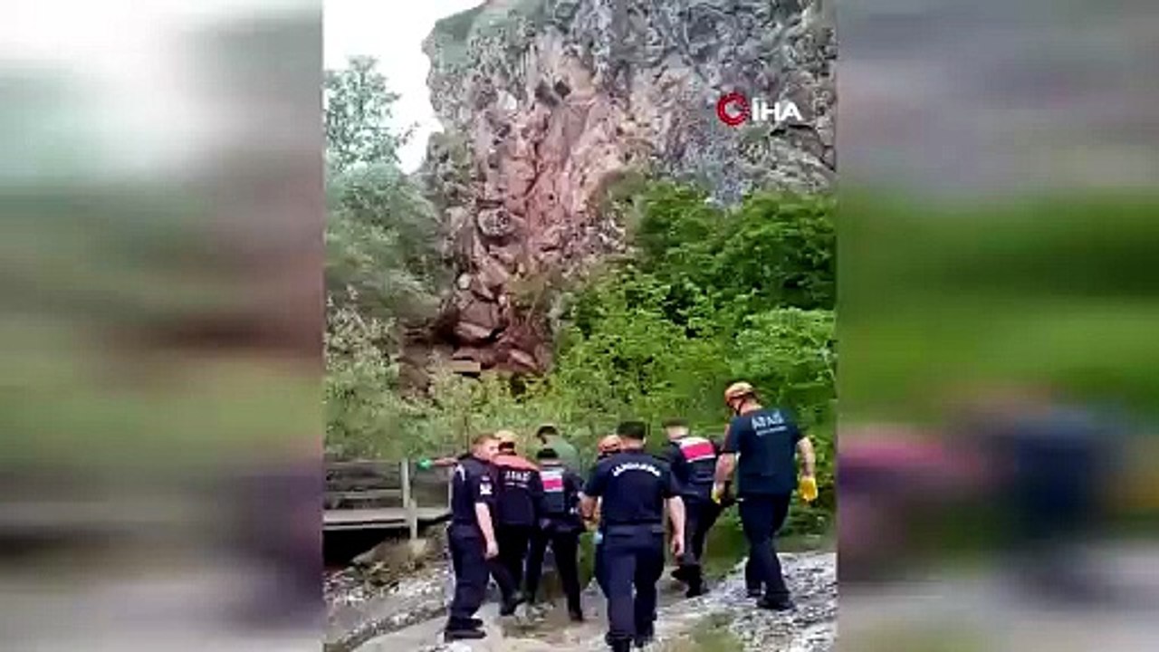 Serinlemek için gölete giren genç boğuldu