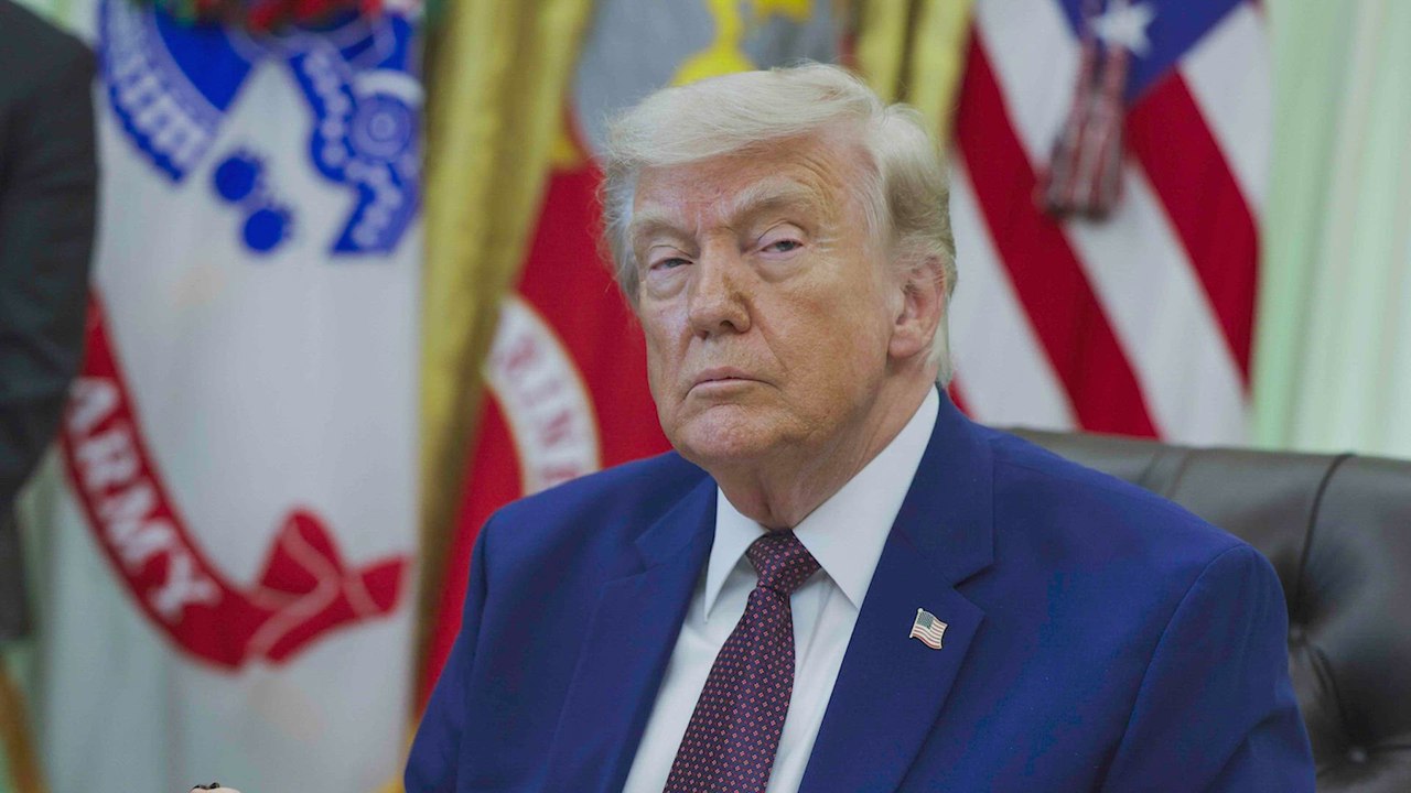 Trump Brushes Off $8,000 NBA Finals Ticket Prices With a Response That Says It All