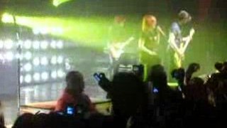 Paramore au Bataclan 1ère partie Misery Business 18.06.08