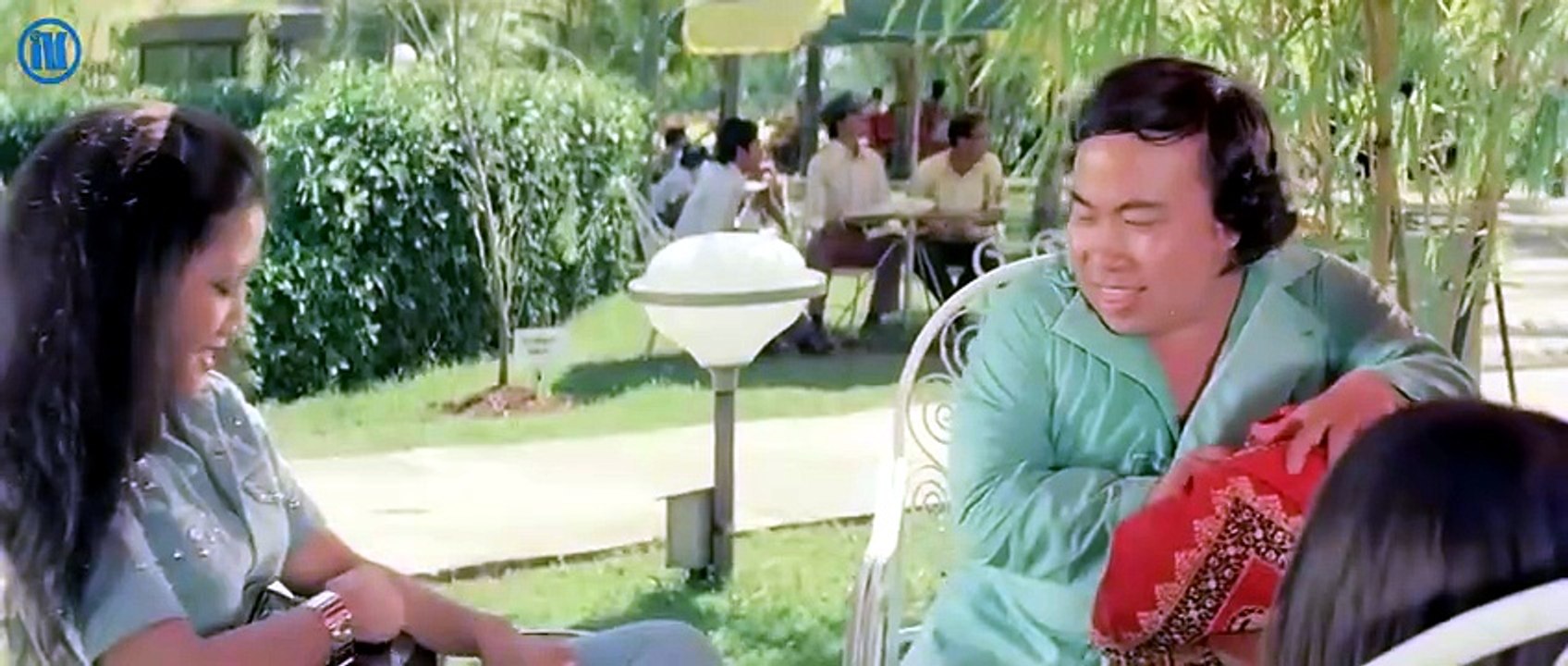 Ateng Kaya Mendadak (1975)