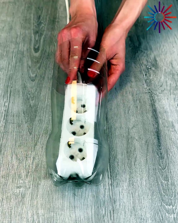 Rainy day plug hack ☔