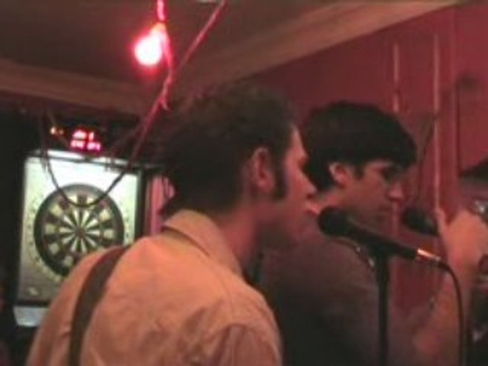 Wonderwall- Blue Guacamol ( Oasis Cover)