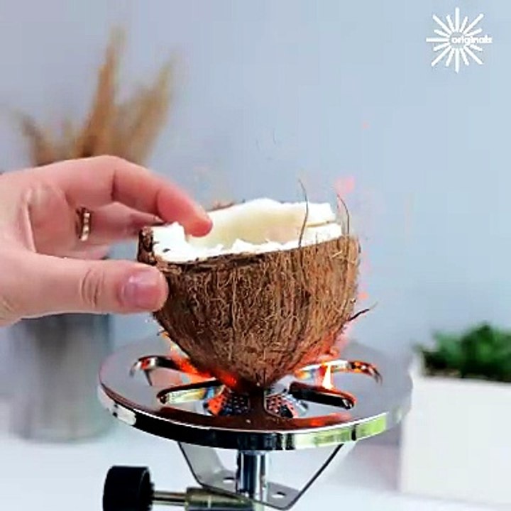 How to make shredded coconut from scratch! 🥥😋