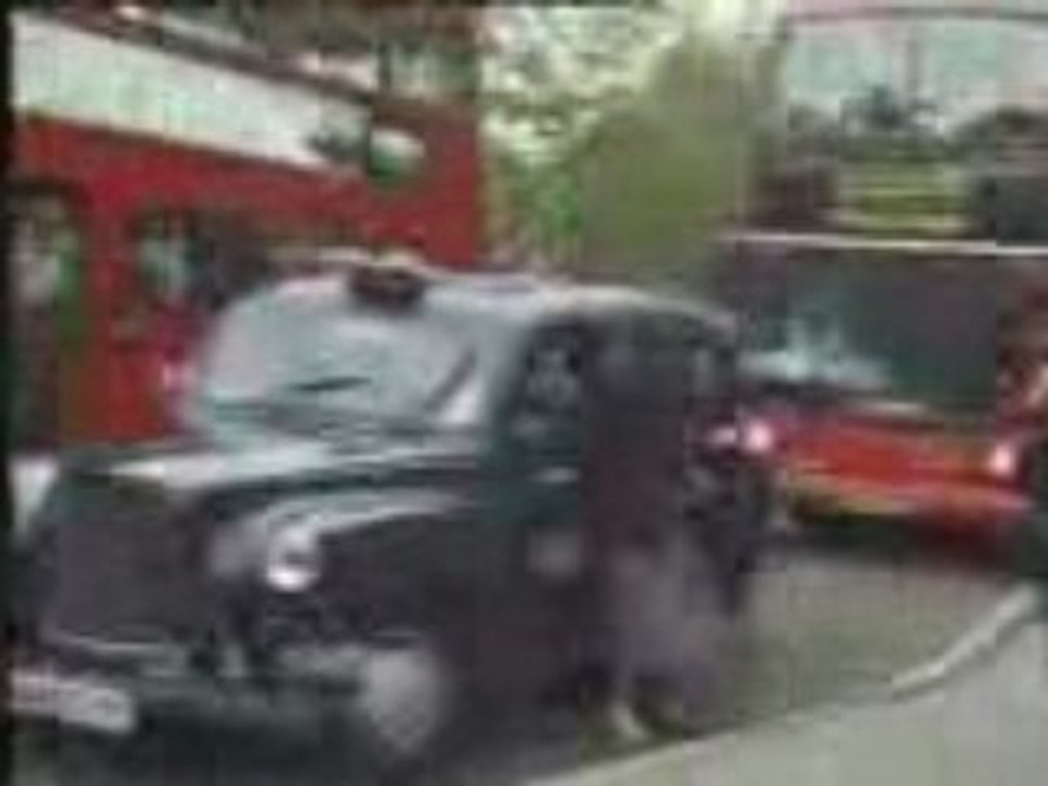 Funny Videos - Taxi Girl Oops