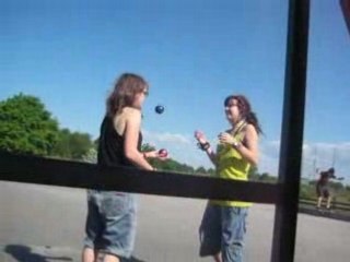 Et Hop, On S'aime ! ❤️ - thumbnail