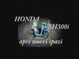 Honda SH300i apre nuovi spazi