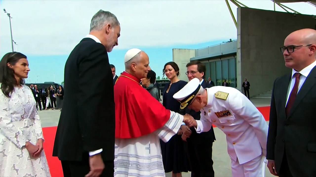 Los Reyes de España reciben al Papa León XIV