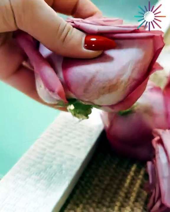 DIY pink flowers mirror for your bedroom 🌸