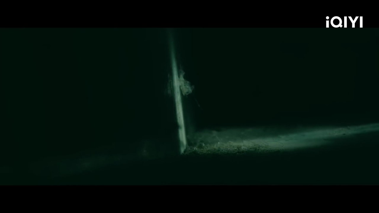 【2026 Newest Movie】Mutated Giant Centipede Crashes Live Stream 🐛 Devours Crew Alive 😱
