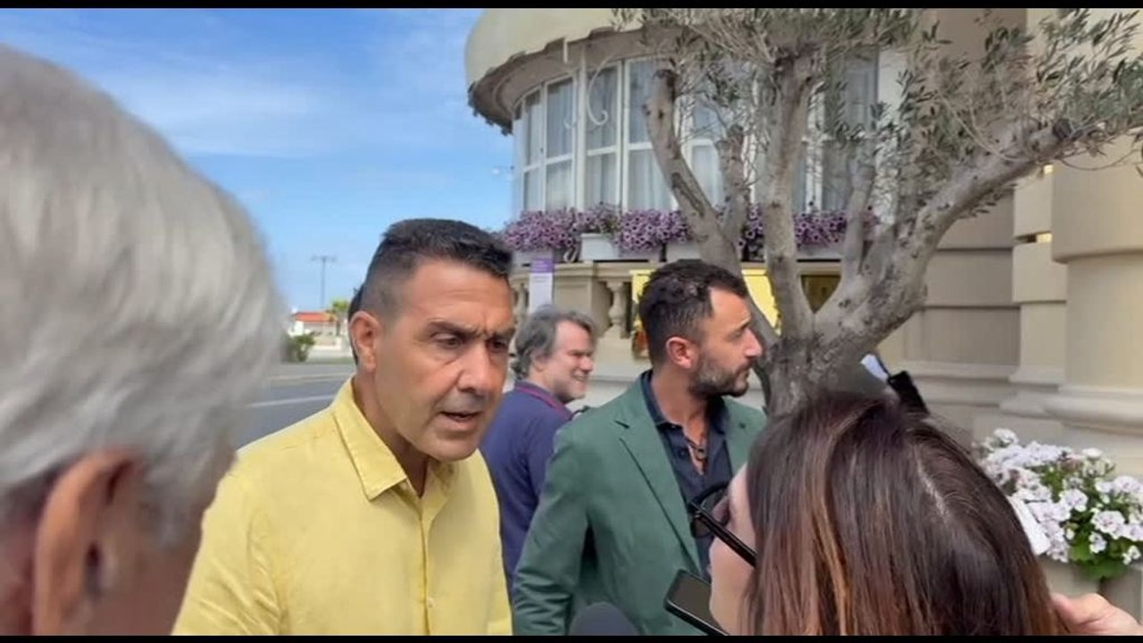Viareggio, ricompare Pozzolo con Vannacci: "Non lo lascio indietro"