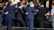 Fenerbahçe genel kurulunda gerginlik yaşandı