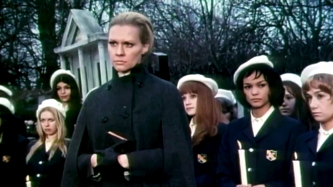 The Vampire Happening 1971 ★★ (CC) Comedy, Horror Parody [NC- 17]