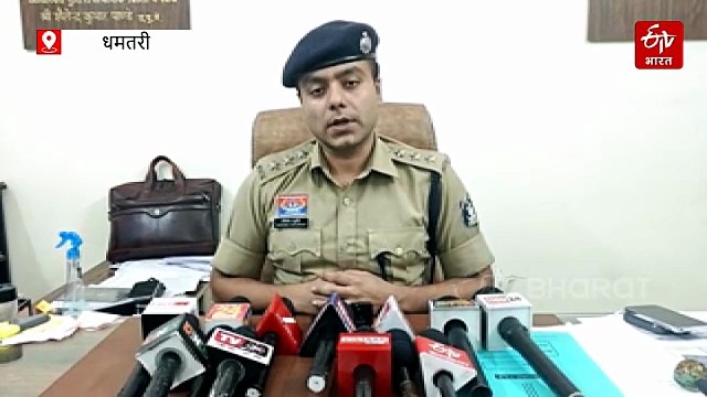 आधी रात हाईवोल्टेज ड्रामा, बिना नंबर प्लेट बाइक की जांच के दौरान विवाद, पुलिस और युवक का वीडियो वायरल