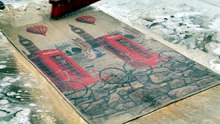 Satisfying ASMR dirty rug cleaning reveals a picture of London!