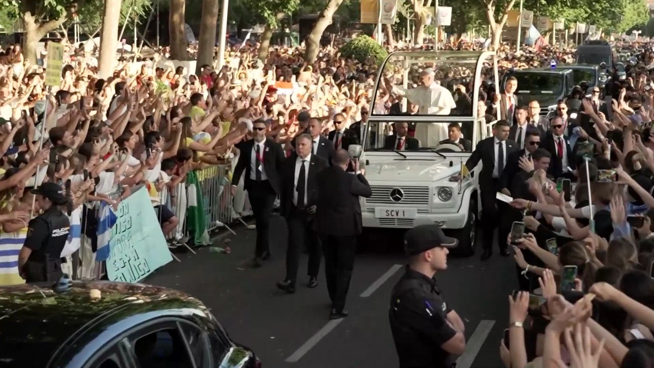 Madrid goes wild with Pope Leo: amazing scenes at the capital