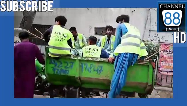 عاشورۂ محرم کے انتظامات پر ٹاؤن چیئرمین رضوان عبد السمیع کا سندھ سالڈ ویسٹ حکام پر سخت اظہارِ برہمی۔ نشتر پارک اور اطراف میں آلائشوں، باقیات اور صفائی کی ناقص صورتحال پر شدید ناراضی کا اظہار کرتے ہوئے ہدایت کی کہ عزاداران کا استقبال کسی صورت کچرے کے ڈھیر