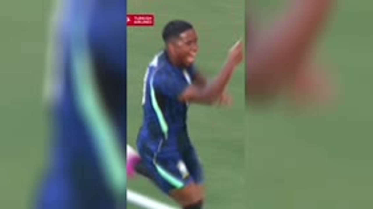 Endrick SCORES winner for Brazil